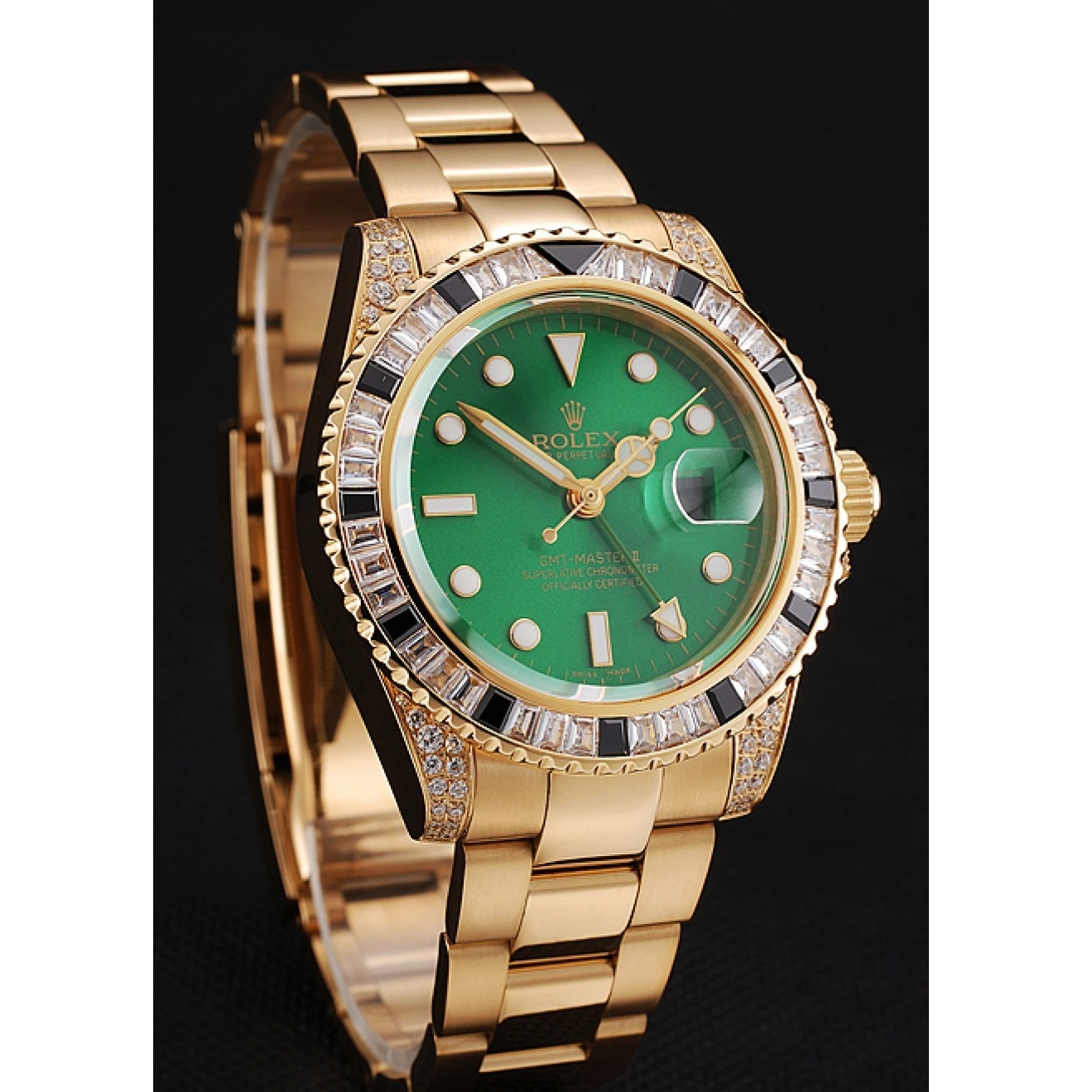 Aaa replica watch Rolex Stone 1453748 GMT II Case Swiss Set Gold Bezel Bracelet Green Dial And Master 0521